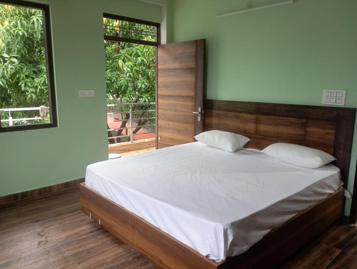 Crescent Moon Homestay Rishikesh Exterior photo